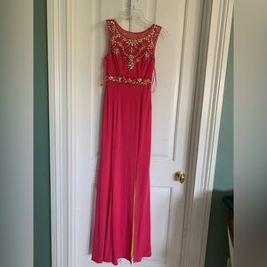 Betsy Adam stunning new size zero gown